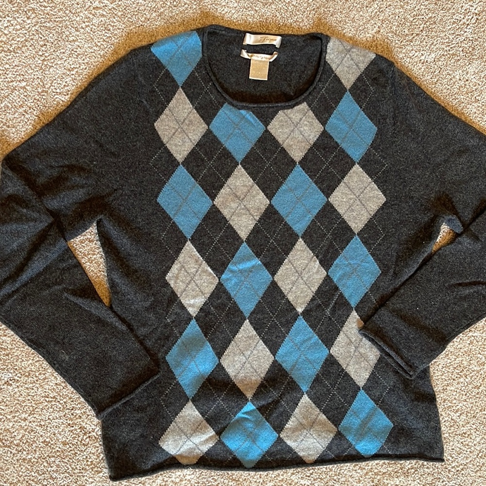 Fiona scoop neck argyle sweater 100% 2 ply cashmere. Size XL. EUC